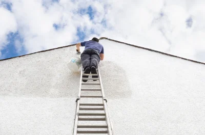 Peinture extérieure à Vélu — façades et ravalement